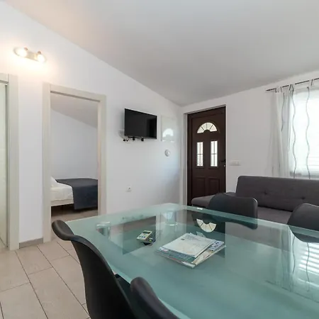 Maca & Apartment *