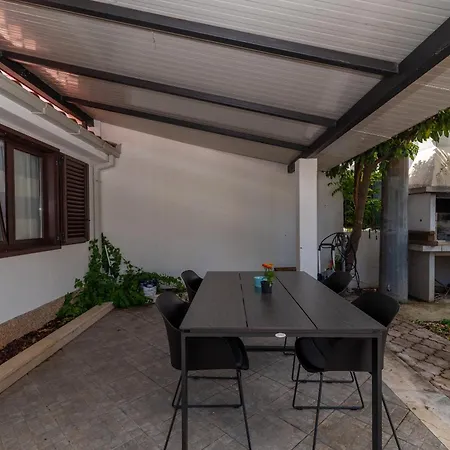 Apartment Maca & With Heated Pool Near 50m *