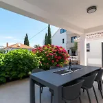 Maca & With Heated Pool Near 50m *