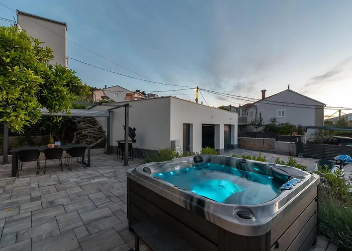 Maca & With Heated Pool Near 50m