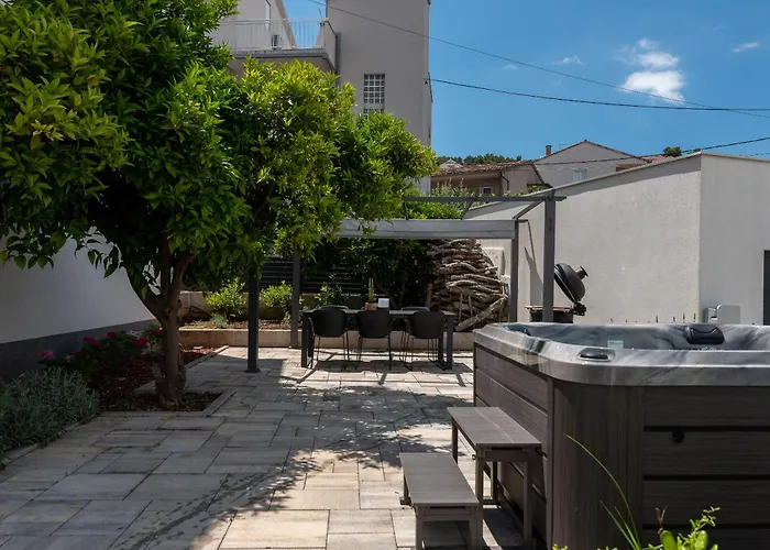 شقة Maca & With Heated Pool Near 50m *