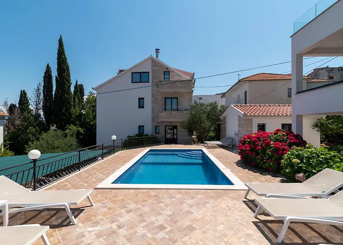 شقة Maca & With Heated Pool Near 50m *